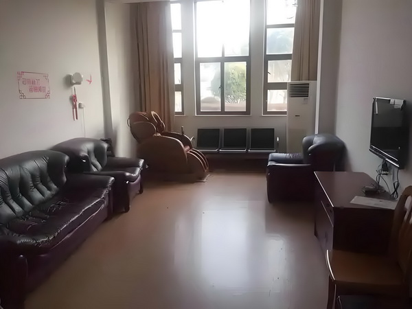 全智贤方否认中国代言被撤下，称只是延期未取消